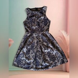 Gorgeous European vintage 00s a-line lace-on dress with rhombus slit on the back